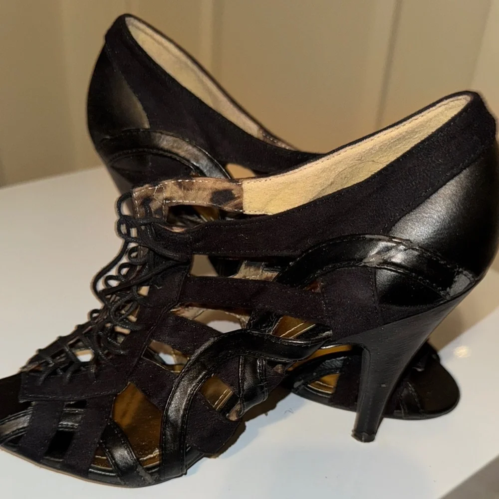 H&M Black Lace Stiletto Heels - Picture 7 of 8